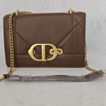 Cristin dior حجم وسط